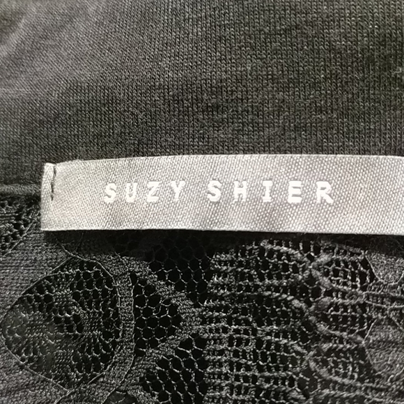 Suzy Shier soft cotton and lace button-up - Picture 5 of 5